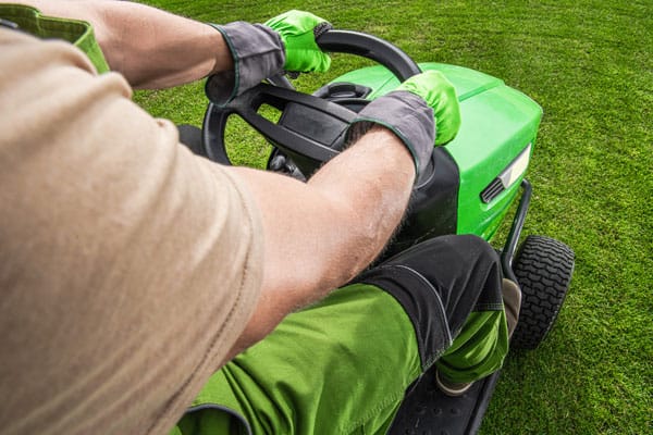 Best Garden Tractor Under 3000 Reviews Buying Guide